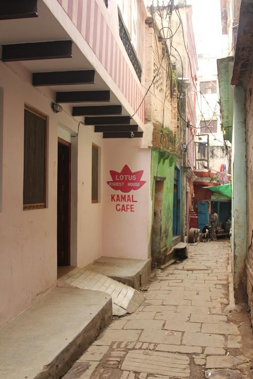 Lotus Paying Guesthouse Varanasi Exterior photo